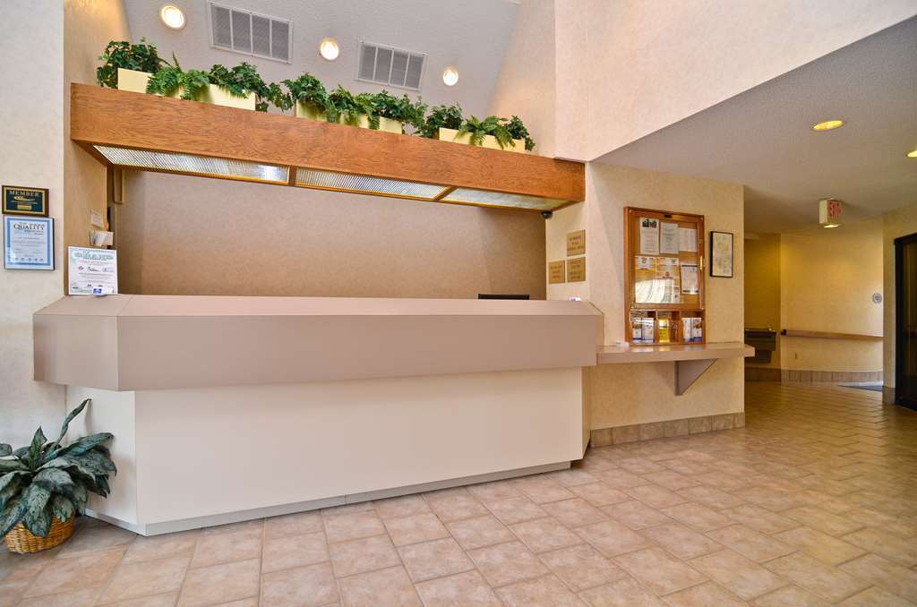 Americas Best Value Inn And Suites Lee'S Summit-Kansas City Интериор снимка